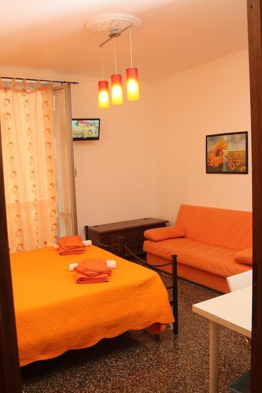 جنوة Bed & Breakfast La Rosa Dei Venti الغرفة الصورة