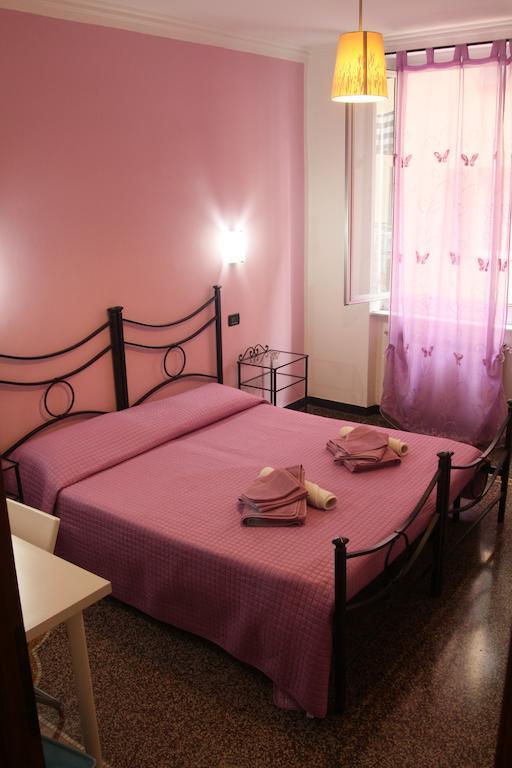 جنوة Bed & Breakfast La Rosa Dei Venti الغرفة الصورة